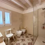 לינה וארוחת בוקר Masseria Paralupi 4*