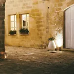 Masseria Paralupi 4* לצ'ה