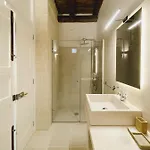 Masseria Paralupi Bed and breakfast 4*